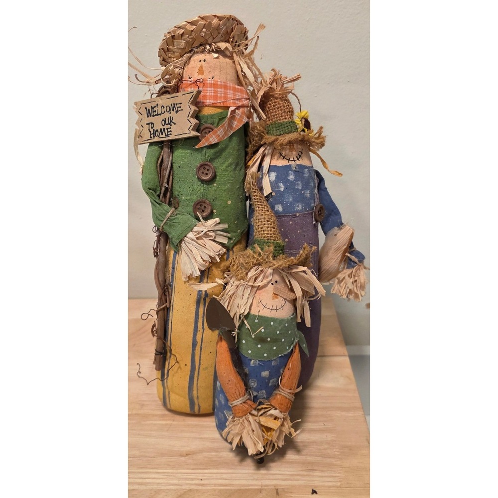 Primitive Scarecrow Family Figurine Multicolor Welcome Home Fall Decor